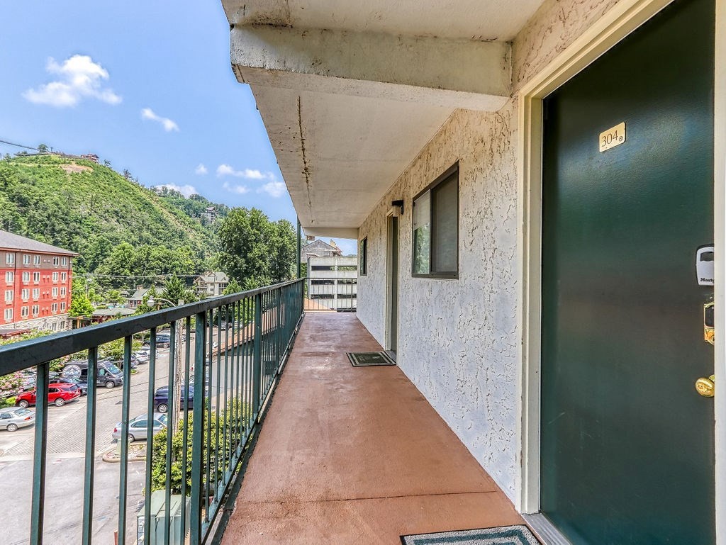 685 River Road, Unit U304 Gatlinburg, TN 37738 - Photo 13 of 17 Gallery Image 13
