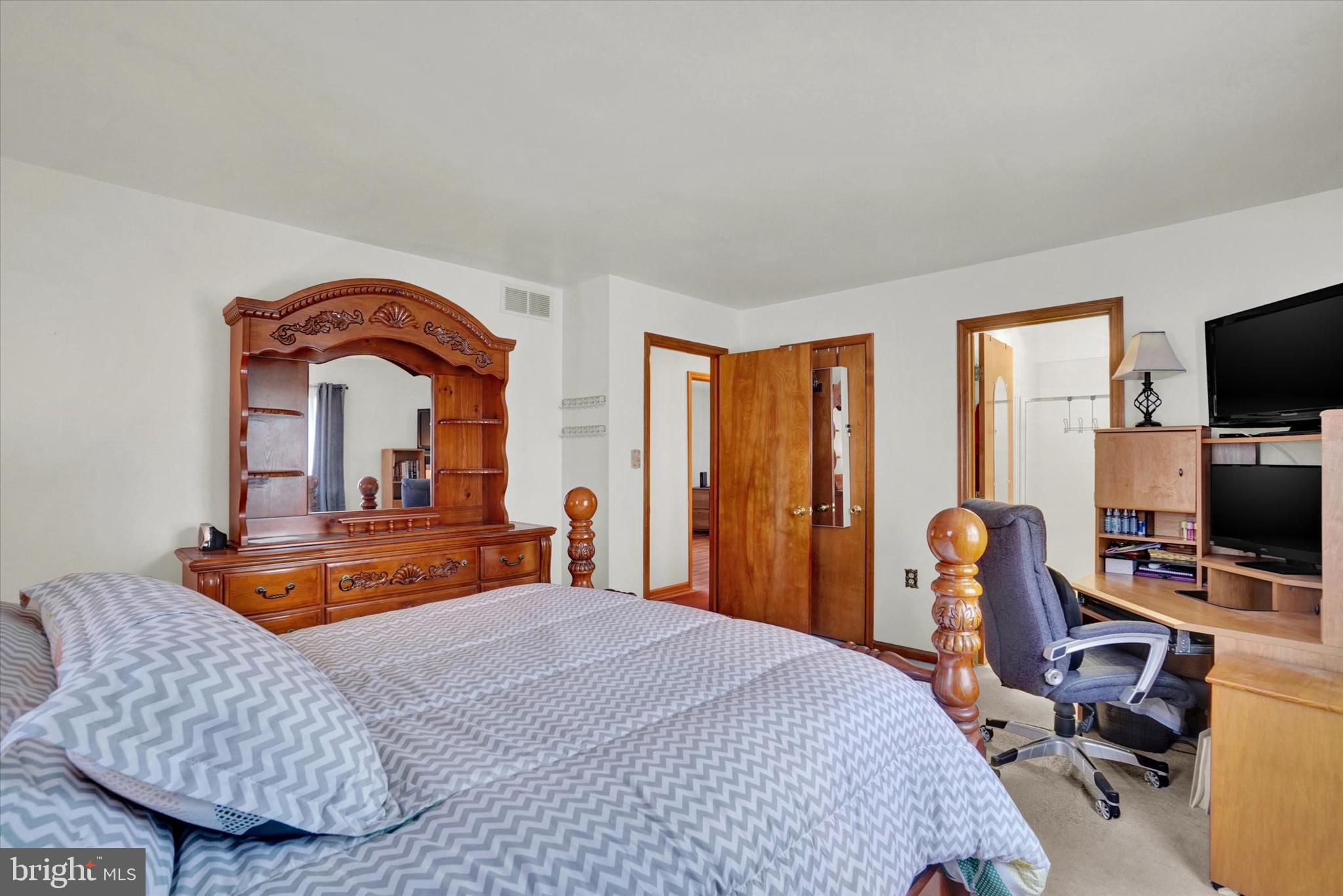 8076 Hickory Road Stewartstown, PA 17363 - Photo 20 of 55 Gallery Image 20