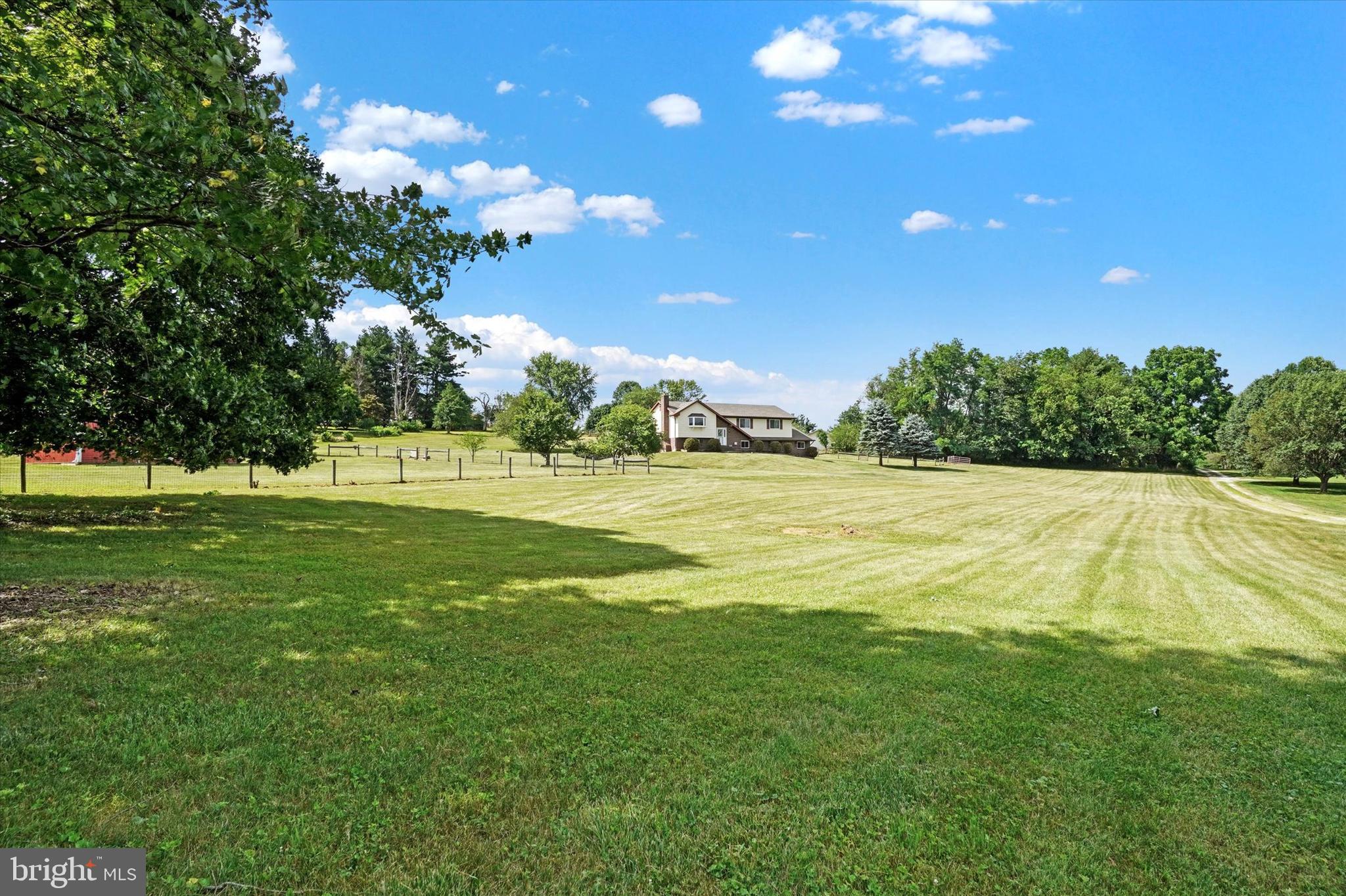 8076 Hickory Road Stewartstown, PA 17363 - Photo 7 of 55 Gallery Image 7