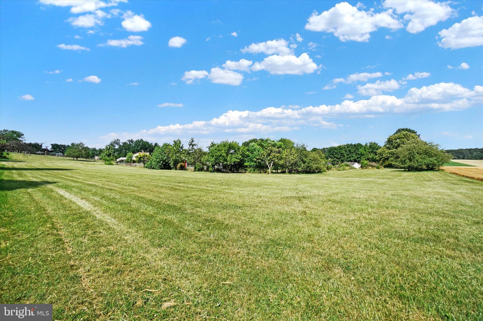 8076 Hickory Road Stewartstown, PA 17363 - Photo 8 of 55 Gallery Image 8