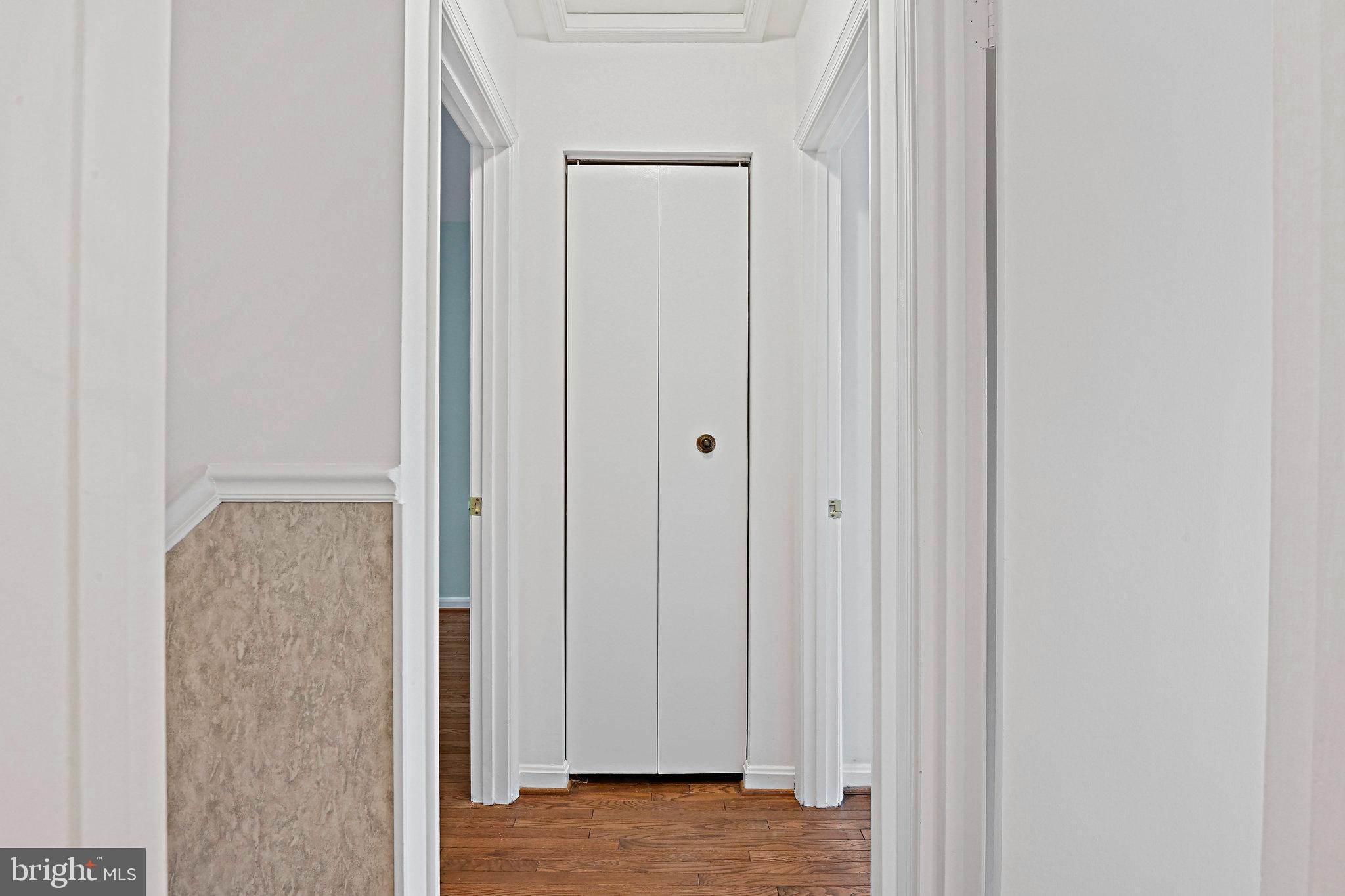 2180 Golf Course Drive Reston, VA 20191 - Photo 27 of 40 a view of bathroom with shower