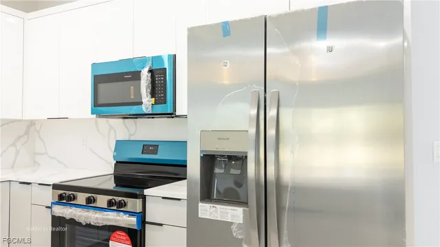 $1,850 | 2404-2406 Crawford Avenue North, Lehigh Acres, FL 33971