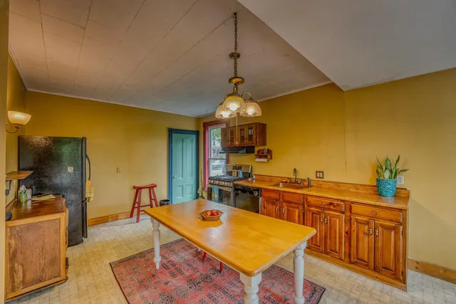 $479,000 | 34 Union Street, Littleton, NH 03561