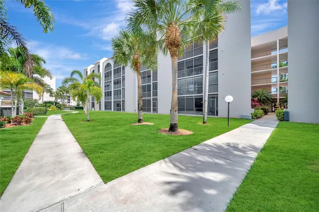 $285,000 | 3521 Environ Boulevard, Unit B410, Lauderhill, FL 33319