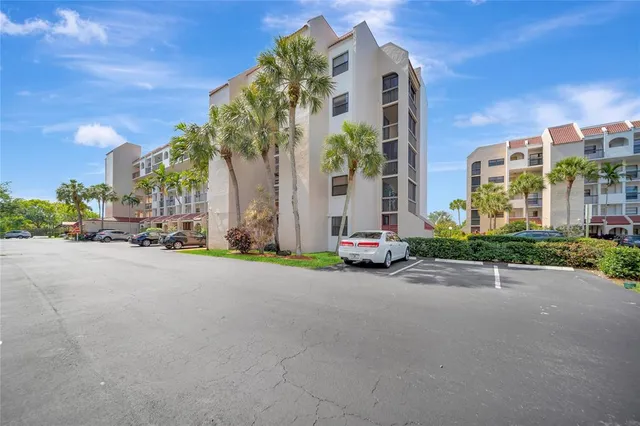 $285,000 | 3521 Environ Boulevard, Unit B410, Lauderhill, FL 33319