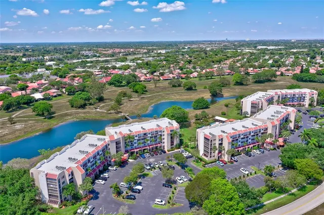 $285,000 | 3521 Environ Boulevard, Unit B410, Lauderhill, FL 33319