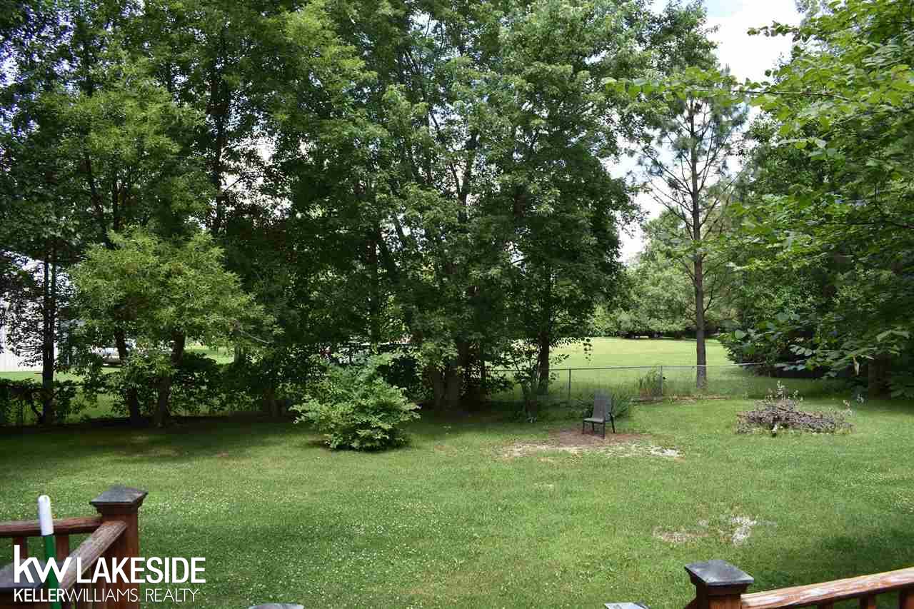 2760 Buckner Road Lake Orion, MI 48362 - Photo 4 of 12 31325781-3.JPG