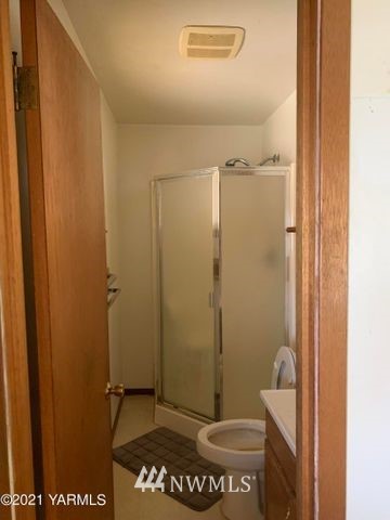 9807 Bell Road Moxee, WA 98936 - Photo 6 of 13