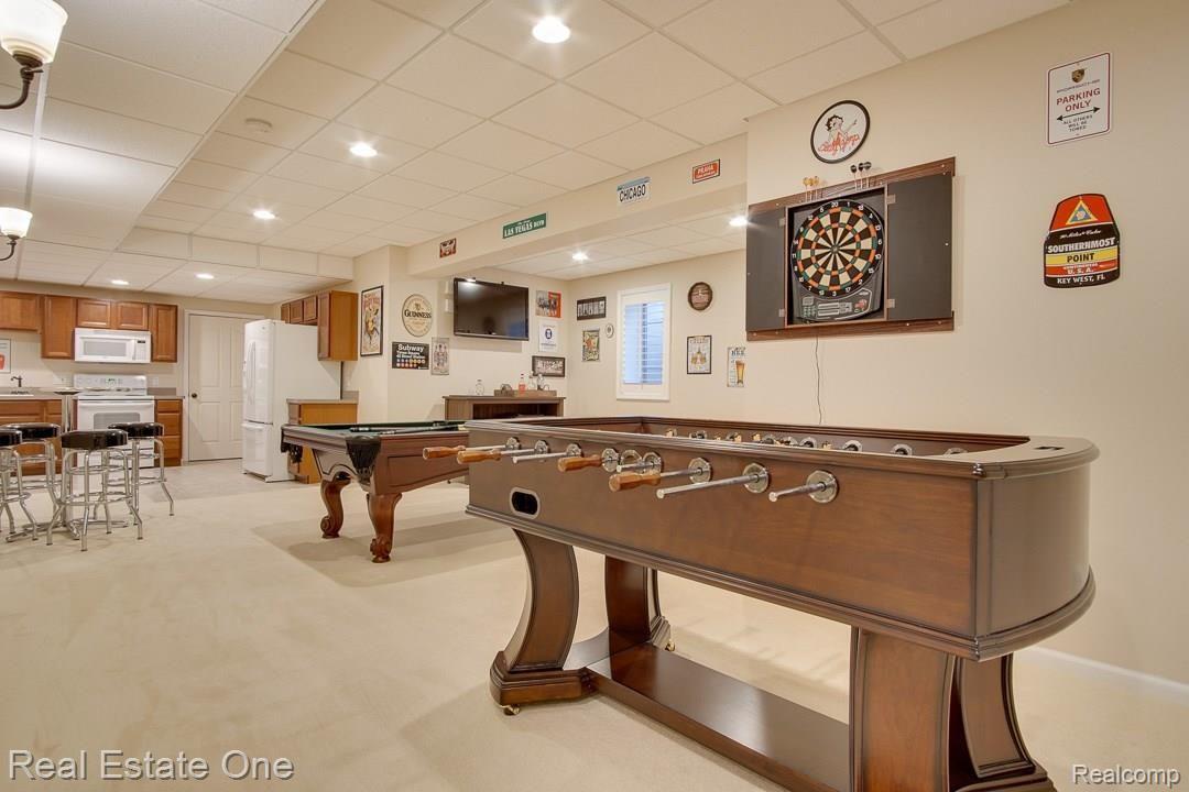 748 Windsong Drive Rochester, MI 48307 - Photo 34 of 43 748-Windsong-40.jpg