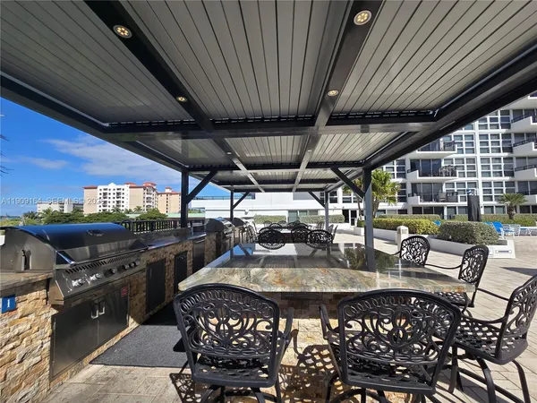 $2,900 | 531 North Ocean Boulevard, Unit 1508, Pompano Beach, FL 33062