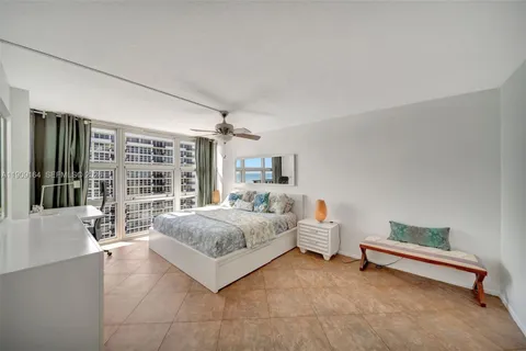 $3,200 | 531 North Ocean Boulevard, Unit 1508, Pompano Beach, FL 33062