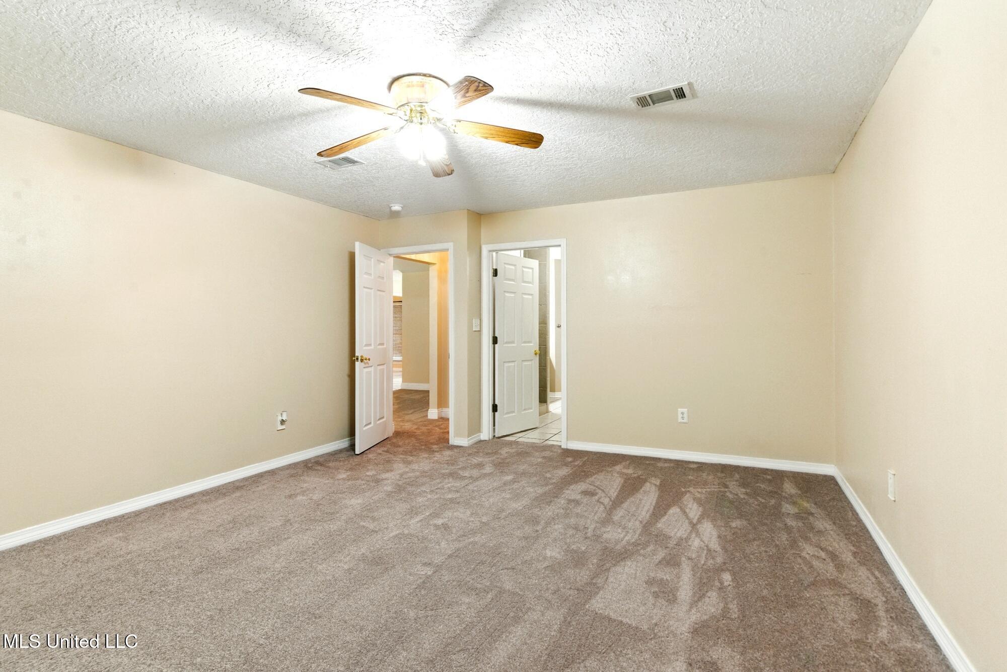 4257 Melvin Road D'Iberville, MS 39540 - Photo 16 of 29 Primary Room