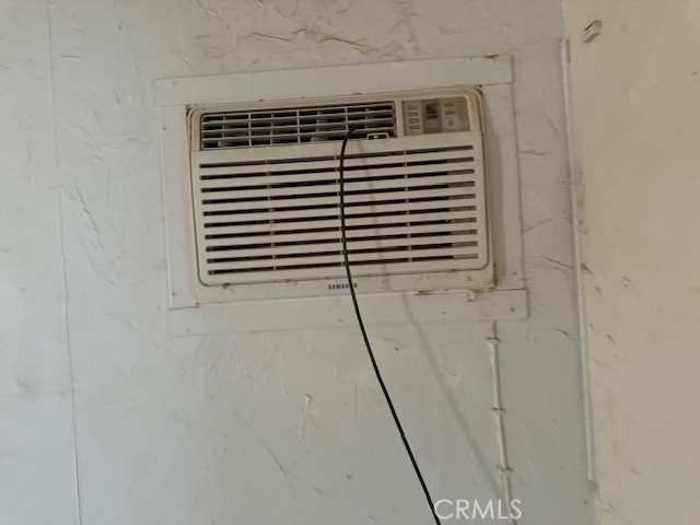 81821 Virginia Road Twentynine Palms, CA 92277 - Photo 24 of 41 a view of bathroom