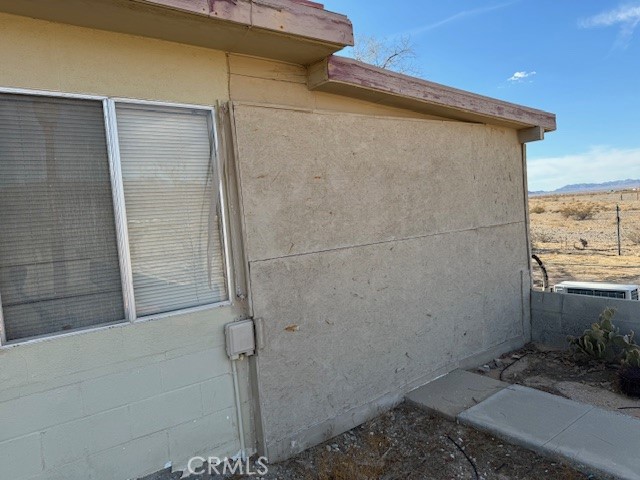 81821 Virginia Road Twentynine Palms, CA 92277 - Photo 8 of 41 a bathroom with a shower