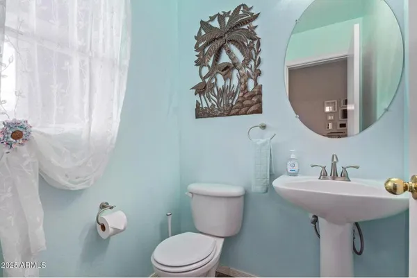 $2,250 | 34905 North 30th Drive, Phoenix, AZ 85086