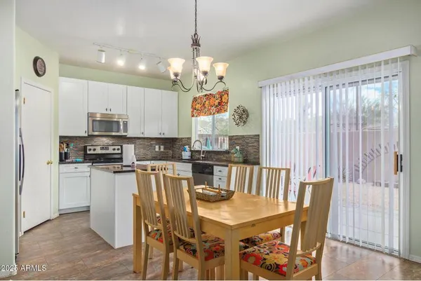 $2,250 | 34905 North 30th Drive, Phoenix, AZ 85086