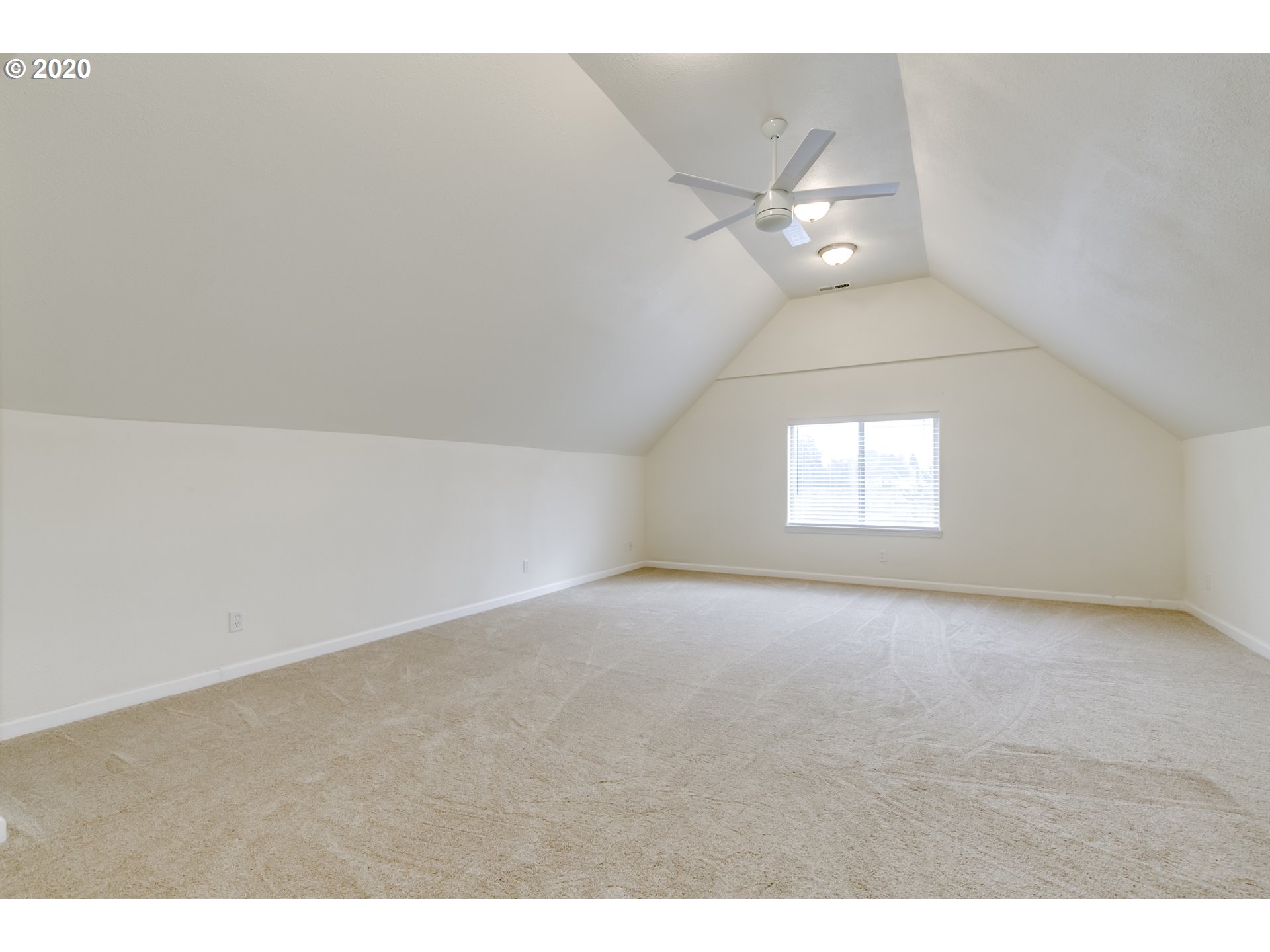 24807 Suttle Road Elmira, OR 97437 - Photo 31 of 32 Gallery Image 31