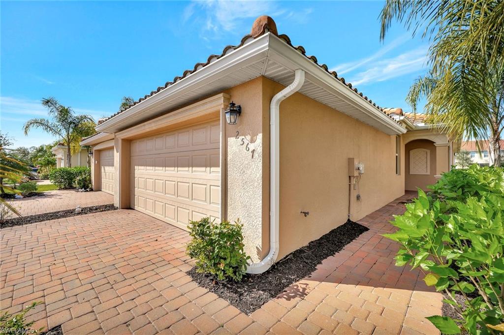 2567 Vine Avenue Naples, FL 34120 - Photo 21 of 23