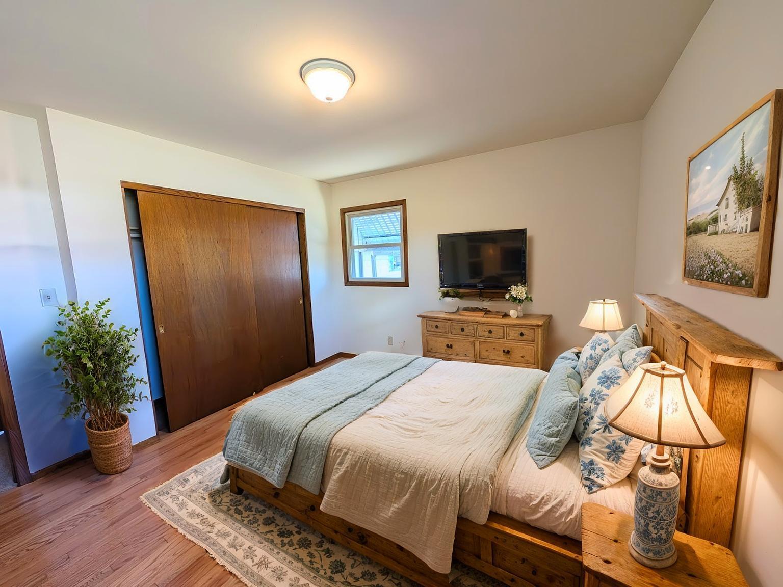 4127 South 89th Street Greenfield, WI 53228 - Photo 15 of 37 bedroom 3