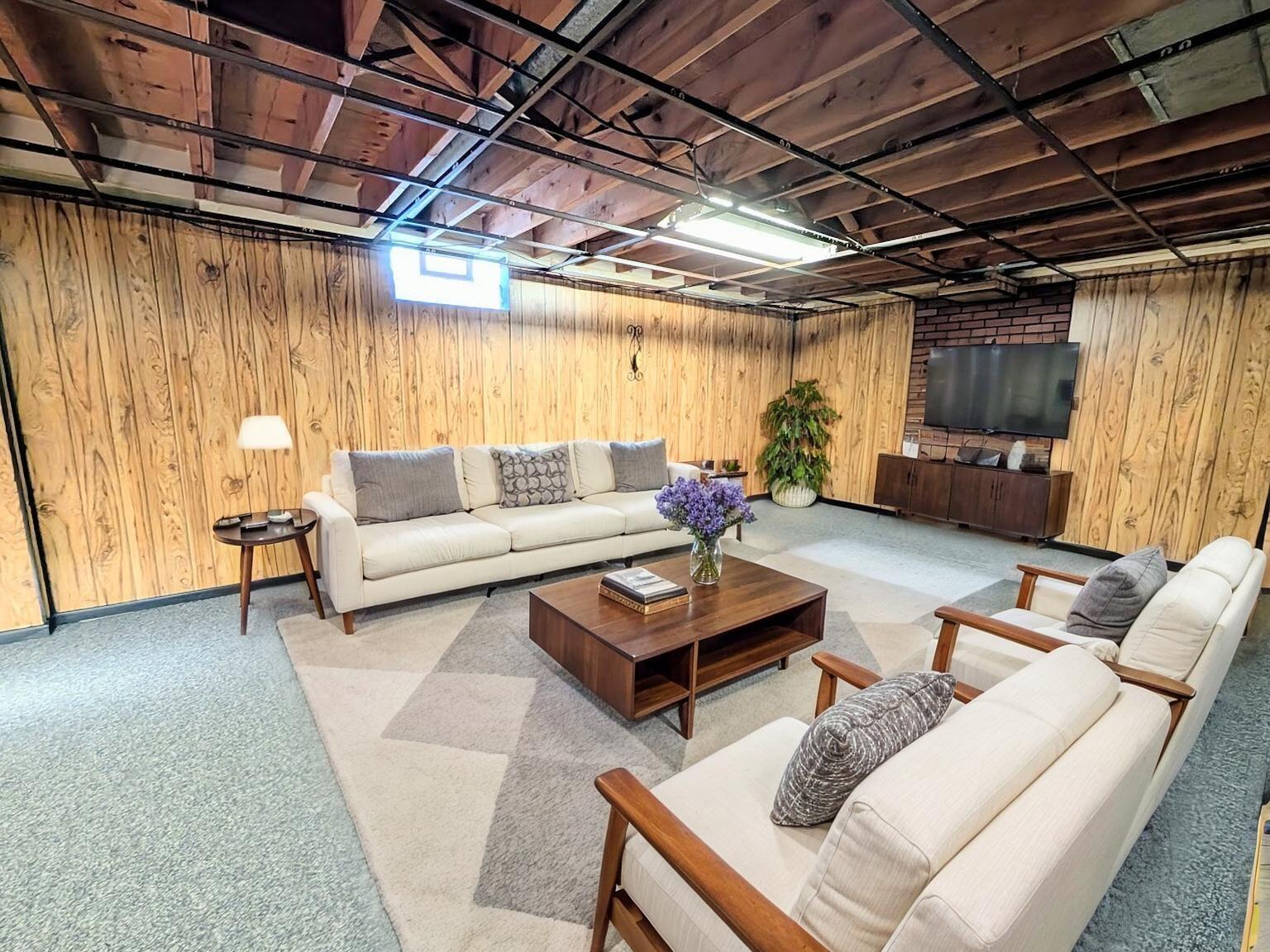 4127 South 89th Street Greenfield, WI 53228 - Photo 18 of 37 rec