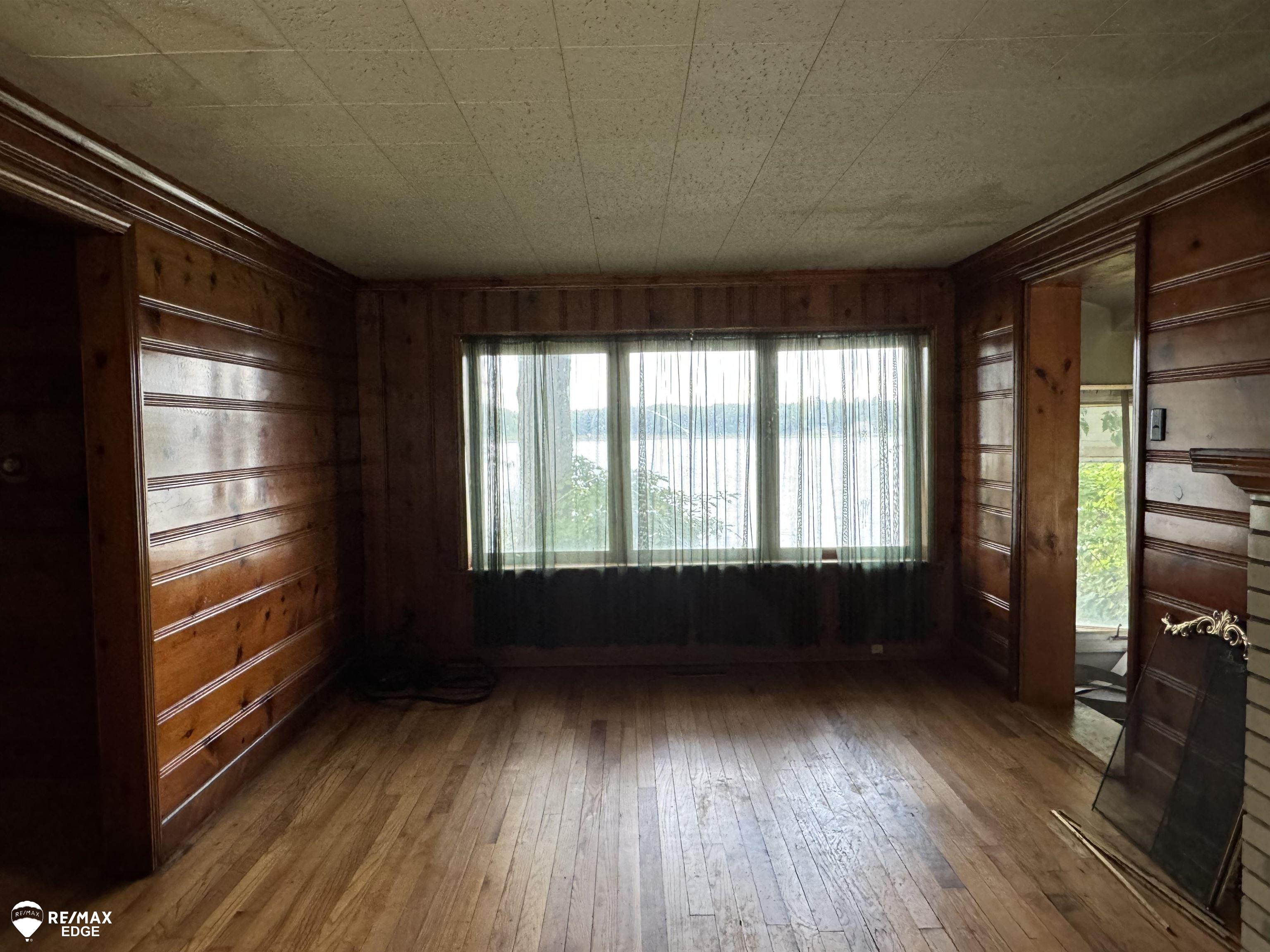 2103 Miles Road Lapeer, MI 48446 - Photo 6 of 20 50155029-39560ea8-0167-498d-a1ec-746053067686.JPG