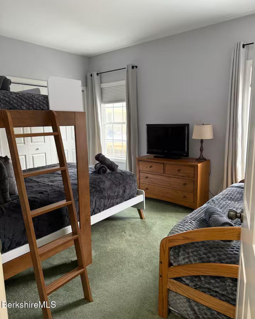 37 Corey Road, Unit 842 Hancock, MA 01237 - Photo 15 of 35 37 Corey Rd #842