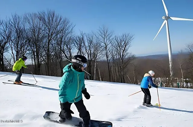 $439,900 | 37 Corey Road, Unit 842, Hancock, MA 01237