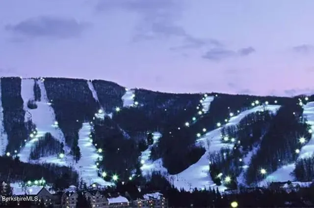 $439,900 | 37 Corey Road, Unit 842, Hancock, MA 01237