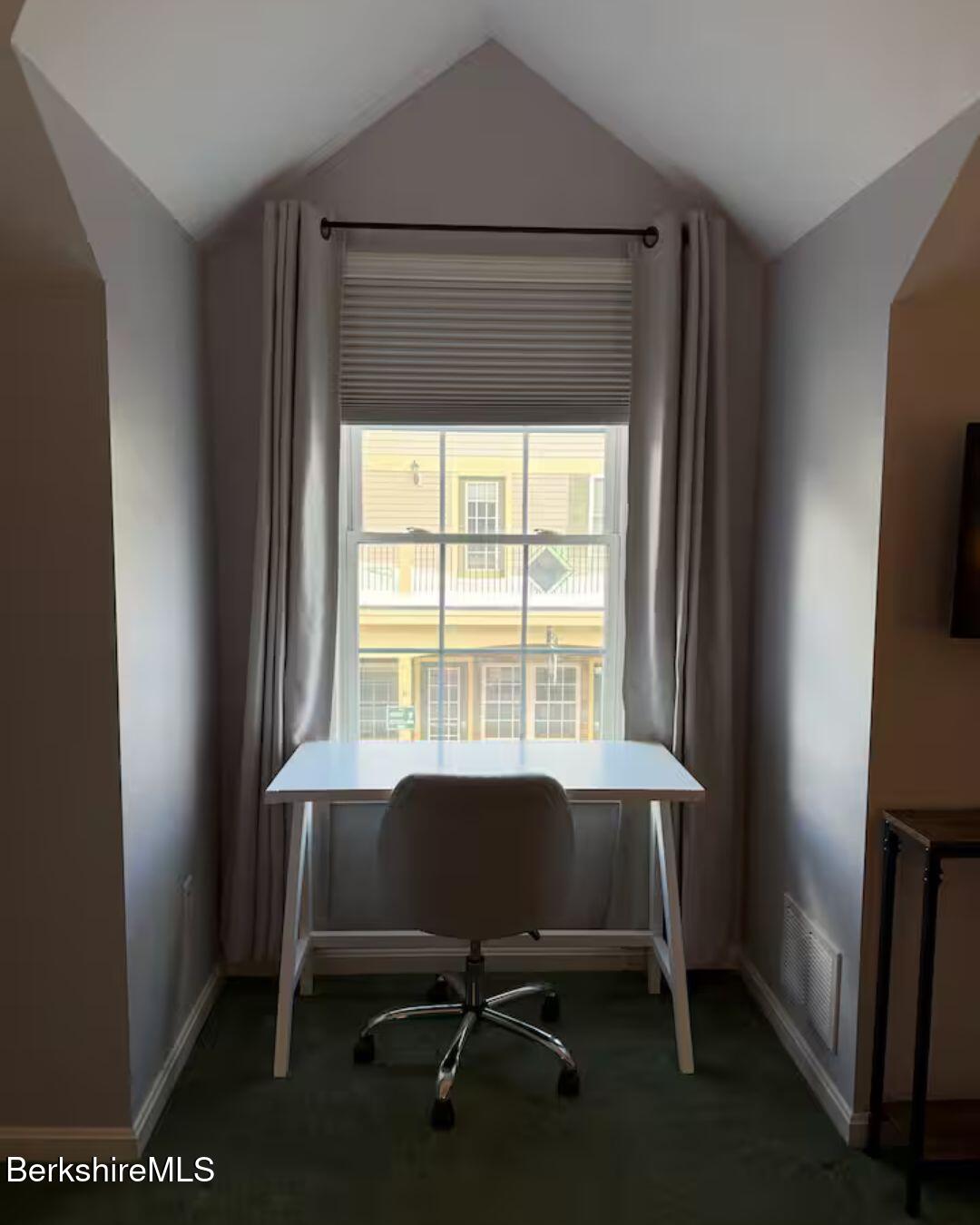 37 Corey Road, Unit 842 Hancock, MA 01237 - Photo 10 of 35 37 Corey Rd #842