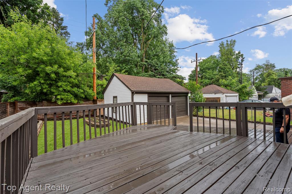 14638 Greenview Road Detroit, MI 48223 - Photo 36 of 50