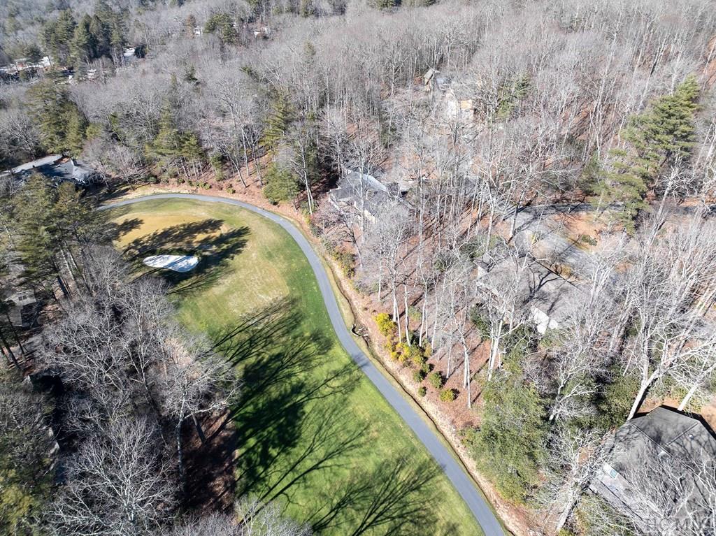70 Oak Road Highlands, NC 28741 - Photo 14 of 15 Gallery Image 14