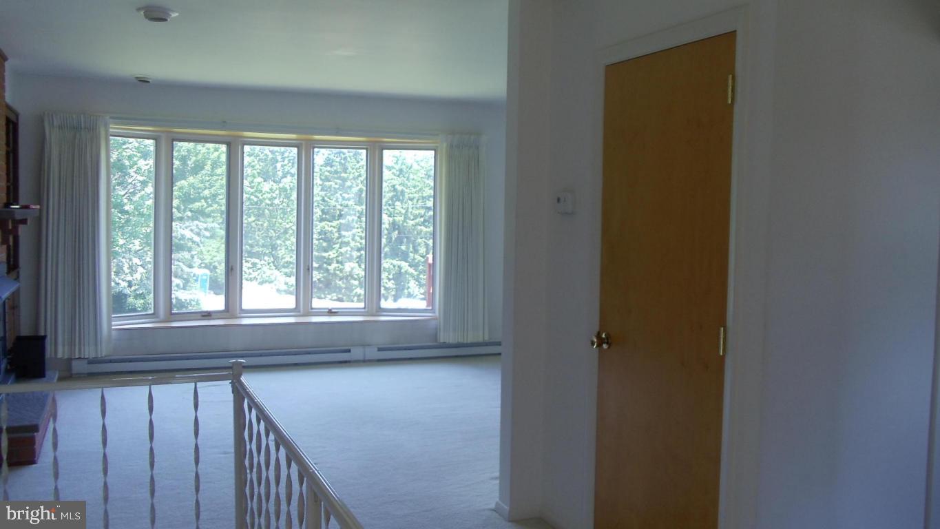 313 Owl Hill Road Lititz, PA 17543 - Photo 8 of 43 Gallery Image 8