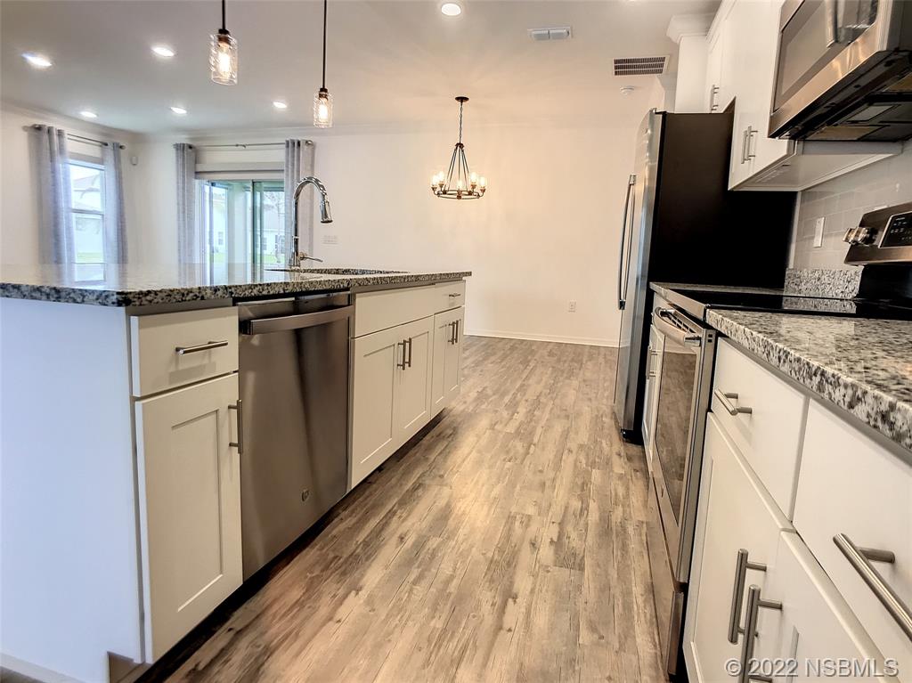 230 Jackson Loop DeLand, FL 32724 - Photo 11 of 33 Gallery Image 11
