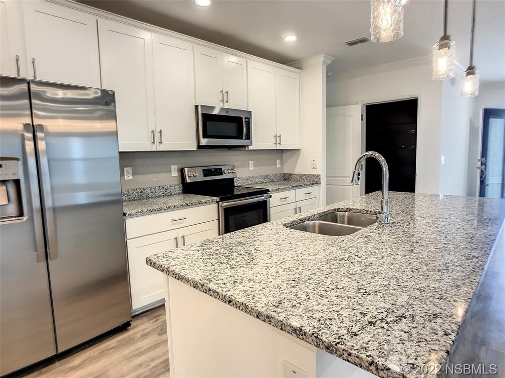 230 Jackson Loop DeLand, FL 32724 - Photo 12 of 33 Gallery Image 12