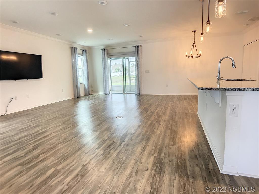 230 Jackson Loop DeLand, FL 32724 - Photo 9 of 33 Gallery Image 9