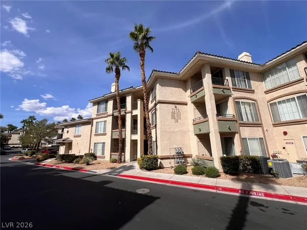$1,395 | 7173 South Durango Drive, Unit 102, Las Vegas, NV 89113