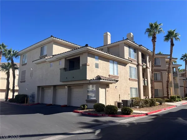 $1,395 | 7173 South Durango Drive, Unit 102, Las Vegas, NV 89113