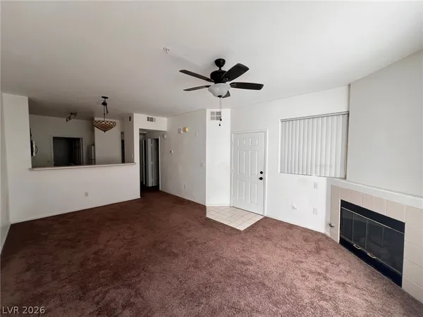 $1,395 | 7173 South Durango Drive, Unit 102, Las Vegas, NV 89113
