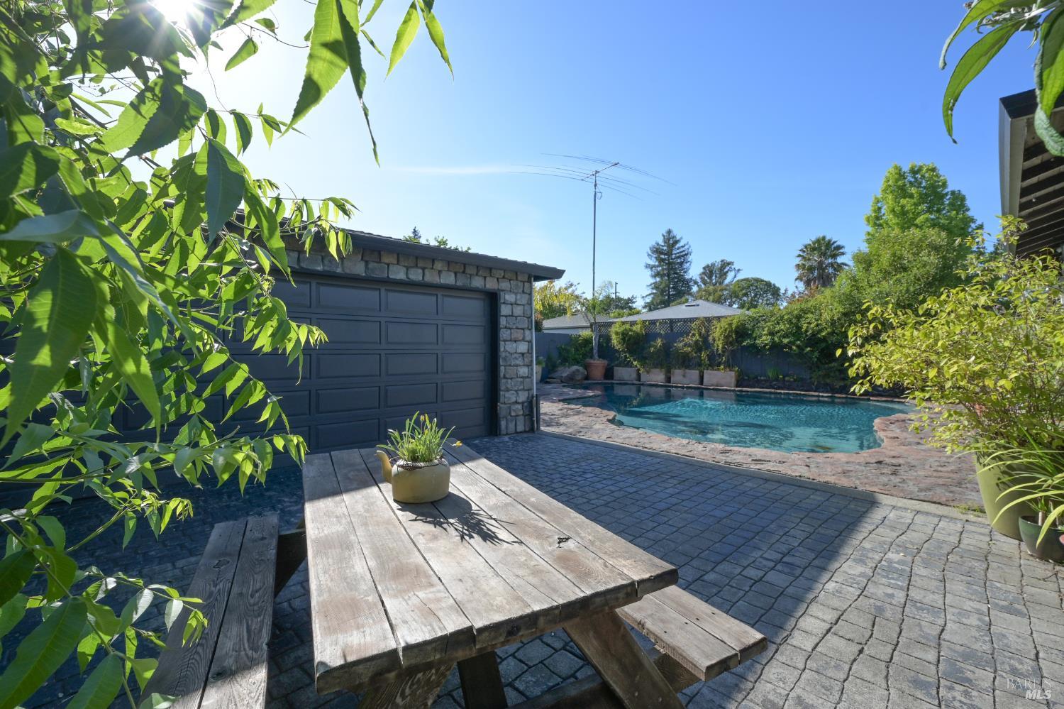 2111 Humboldt Street Santa Rosa, CA 95404 - Photo 37 of 47
