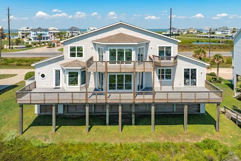 $1,425,000 | 20911 West Sand Hill Drive, Galveston, TX 77554
