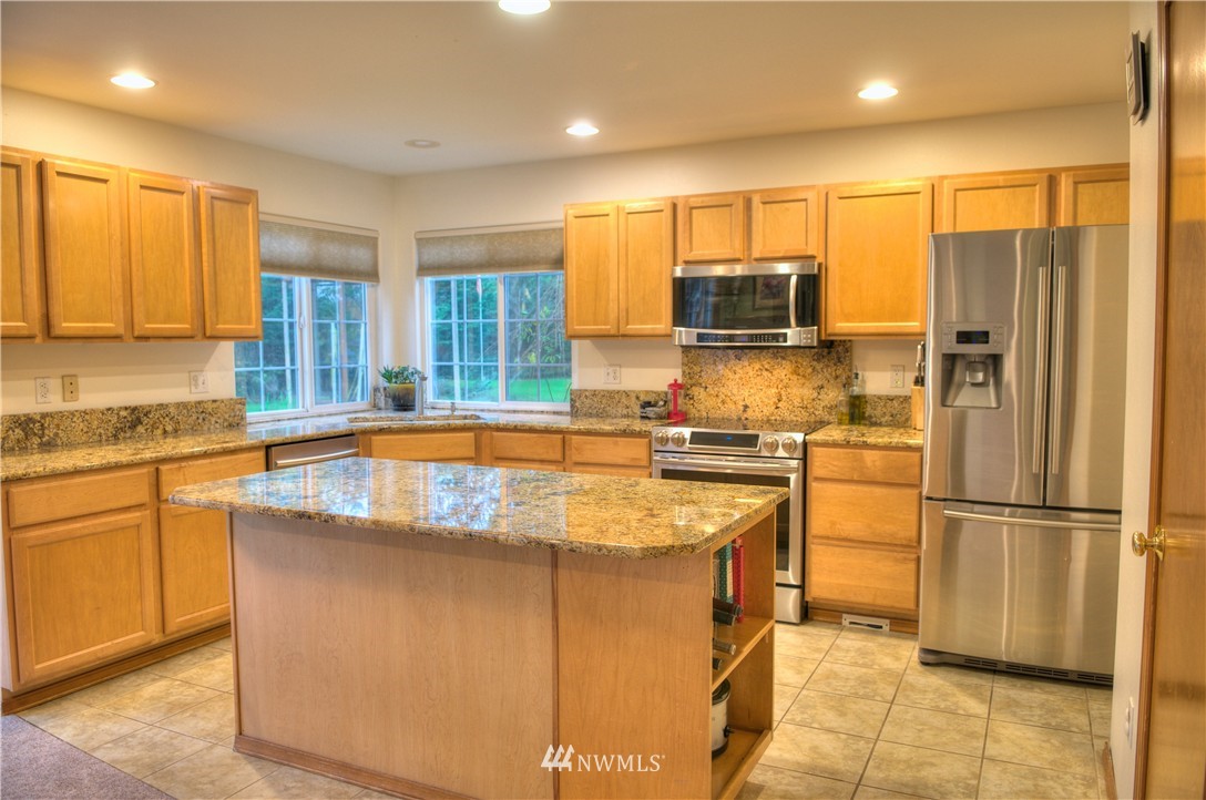802 Overhulse Road Northwest Olympia, WA 98502 - Photo 11 of 24 Gallery Image 11