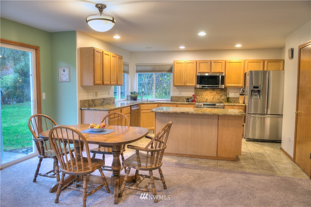 802 Overhulse Road Northwest Olympia, WA 98502 - Photo 9 of 24 Gallery Image 9
