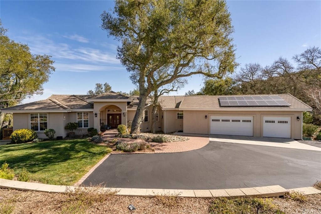 13700 Santa Ana Road Atascadero, CA 93422 - Photo 1 of 1 Gallery Image 1