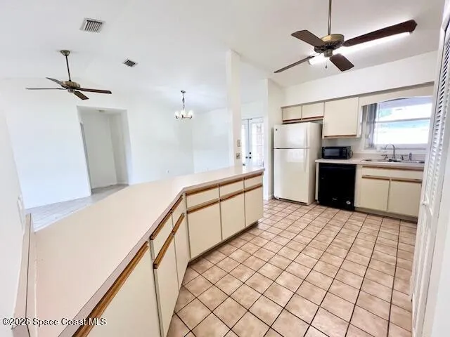 $2,000 | 7746 Mango Grove Avenue, Melbourne, FL 32904