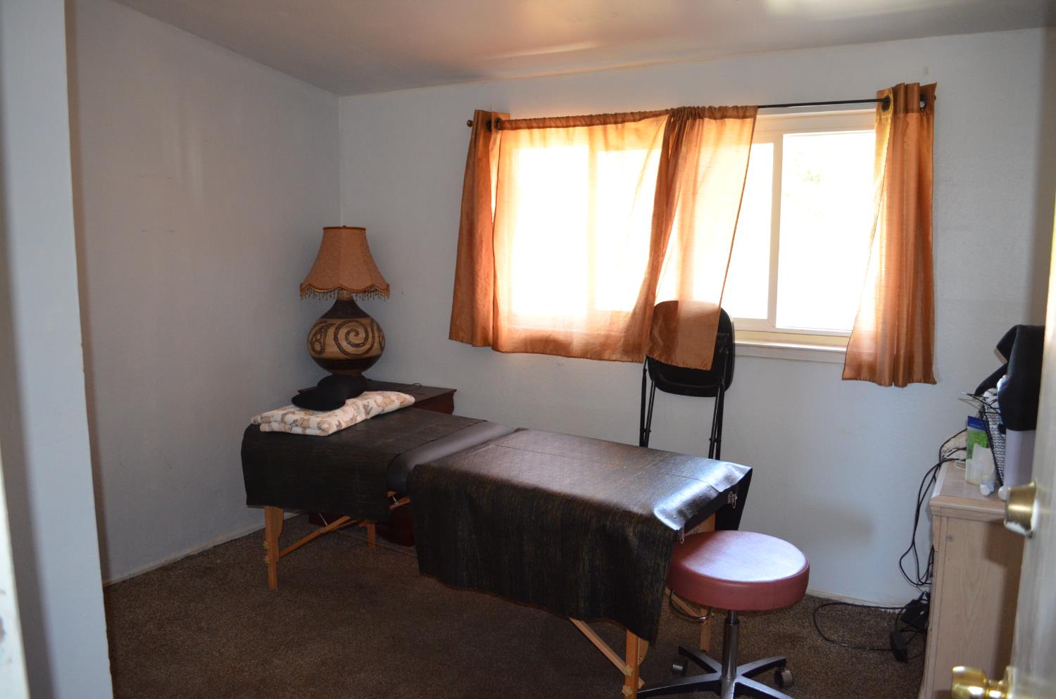 208 Appian Way Union City, CA 94587 - Photo 26 of 38 a living room with furniture and a window