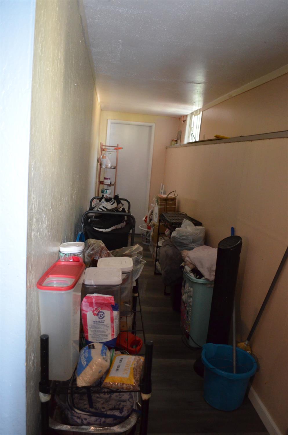 208 Appian Way Union City, CA 94587 - Photo 38 of 38 a room with furniture and musical instruments