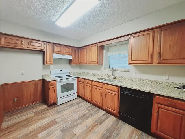 $1,950 | 1756 Arledge, Carrollton, TX 75007