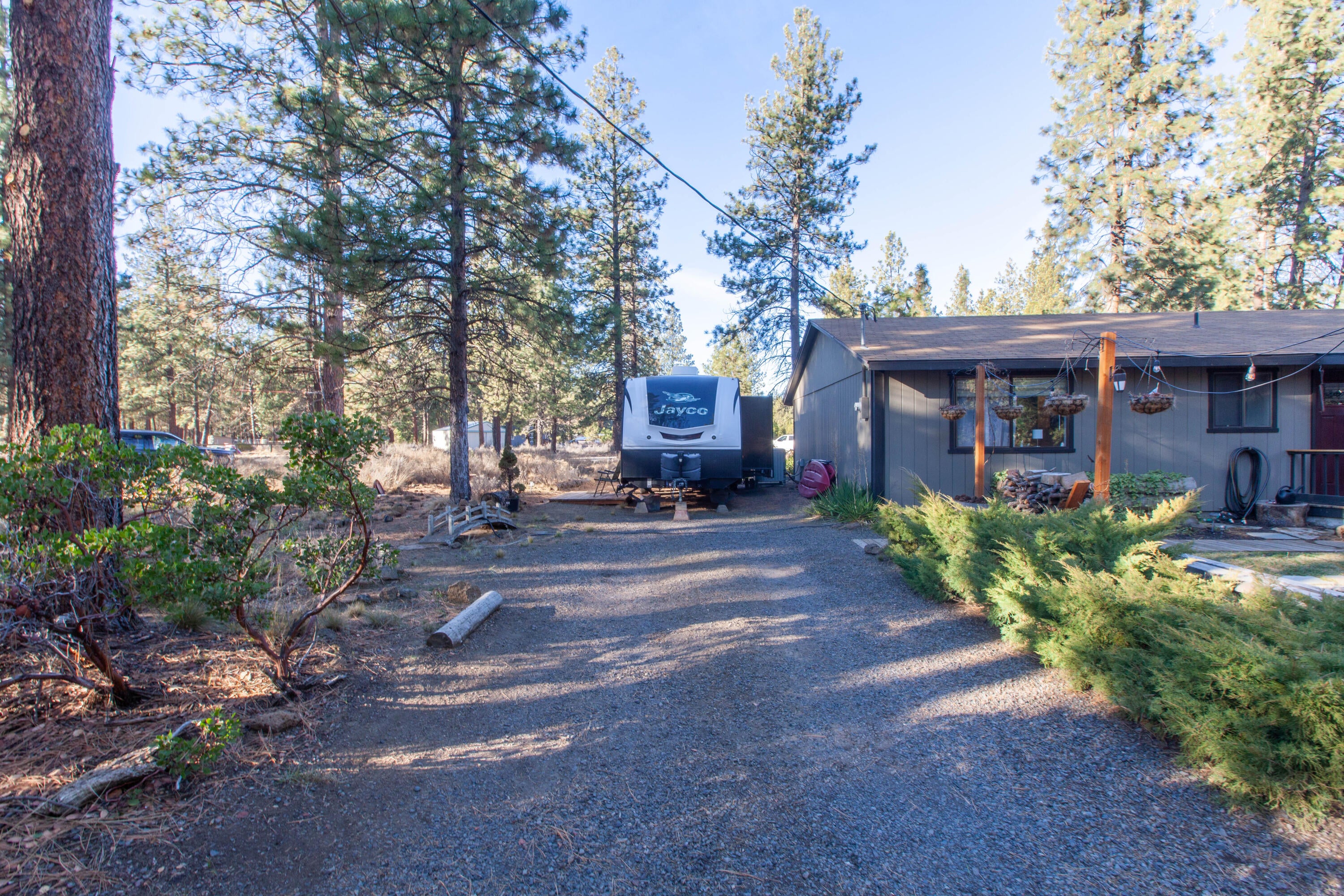 60117 Cinder Butte Road Bend, OR 97702 - Photo 39 of 52 37