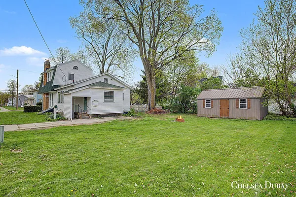 $315,000 | 424 Lincoln Lake, Lowell, MI 49331