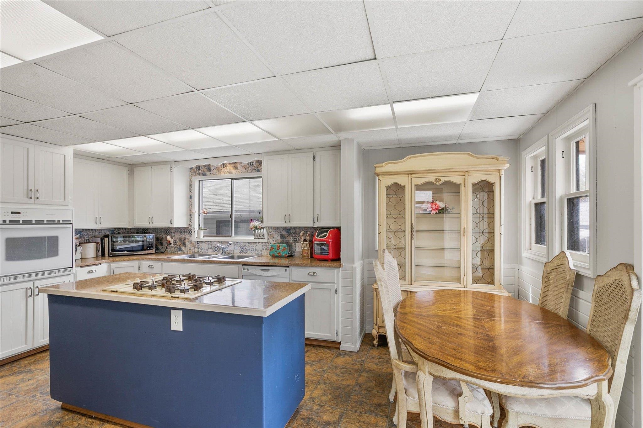 111 North Adams Road Spokane Valley, WA 99216 - Photo 4 of 19